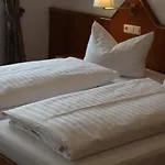 Otel Schuetzen