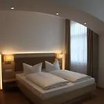Otel Schuetzen Meersburg