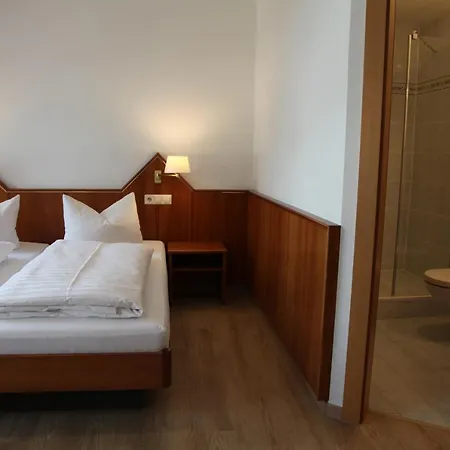 Hotell Schuetzen 3*
